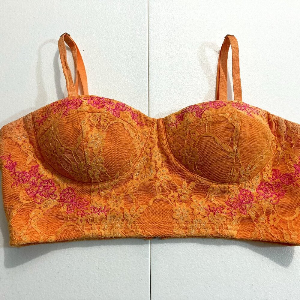 Forever 21 Corset Y2K Bralette Top Lace Floral Crop Embroidered Orange Zipped M